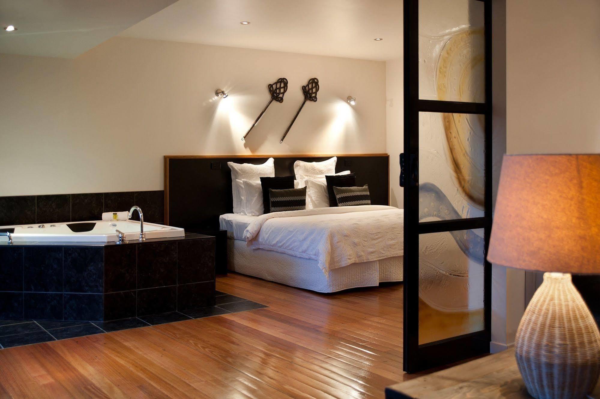 Springs Spa Villa 햅번스프링스 외부 사진